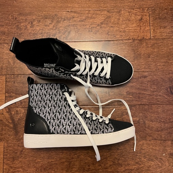 Michael Kors crystal embellished high top sneaker - Picture 3 of 7